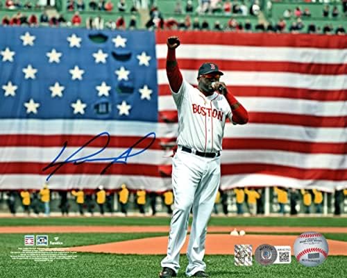 David Ortiz Autografirani Boston Red Sox 2013 zastava 8x10 Fotografija Beckett - Autografirani MLB fotografije