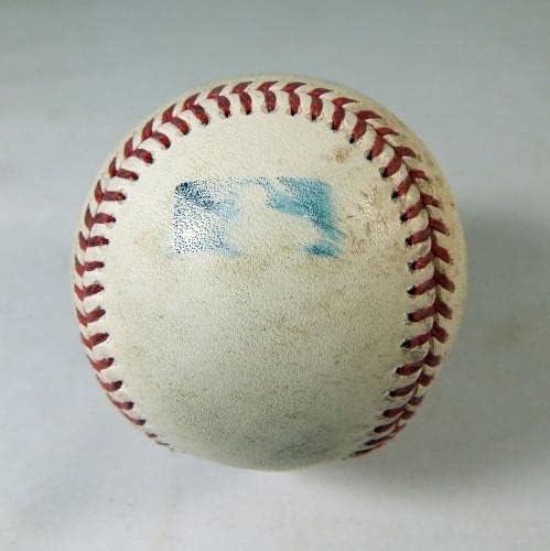 2021 San Diego Padres u igri Col Rockies koristio je bijeli bejzbol Almonte Frazier Go - Igra korištena bejzbols